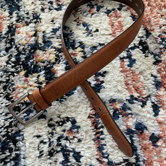 Fossil Genuine Leather Belt - Picture 1 of 3